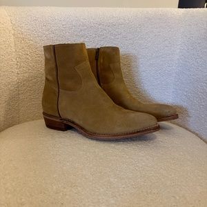 Women's Frye Boots - Size 9